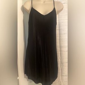 Forever 21 Slip Spaghetti Strap Mini Slip Dress 🖤